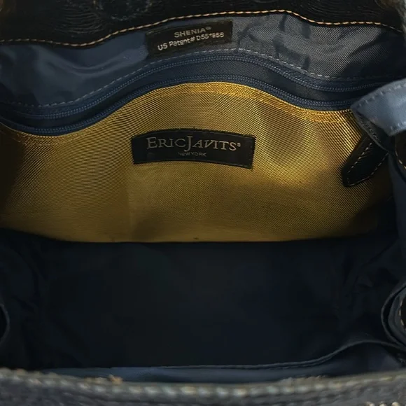 Eric Javits Shenia Squishee Metallic Woven Tote. - Picture 10 of 12